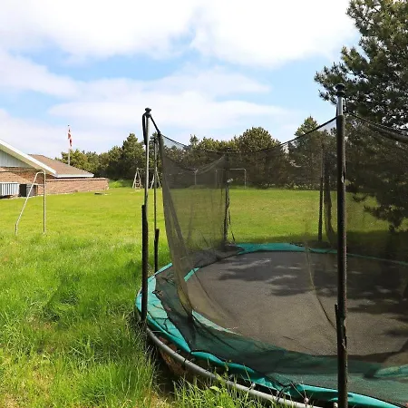 10 Person Holiday In Bl Vand