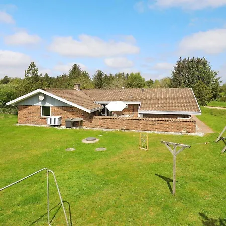10 Person Holiday In Bl Vand *