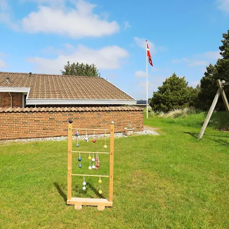 10 Person Holiday In Bl Vand *