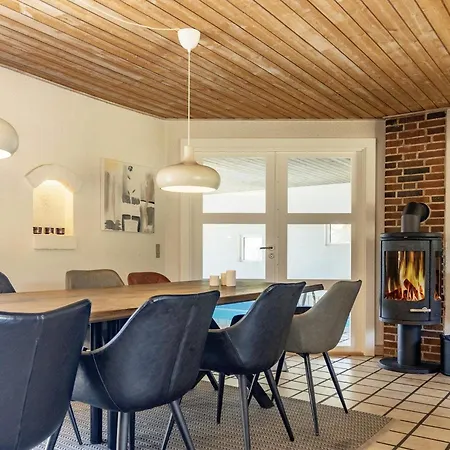 Semesterbostad 10 Person Holiday In Bl Vand *